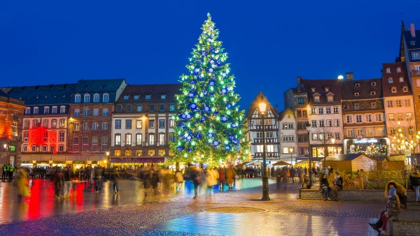 Immerse yourself in Strasbourg’s Christmas flavors and stories with Jean Newman Glock