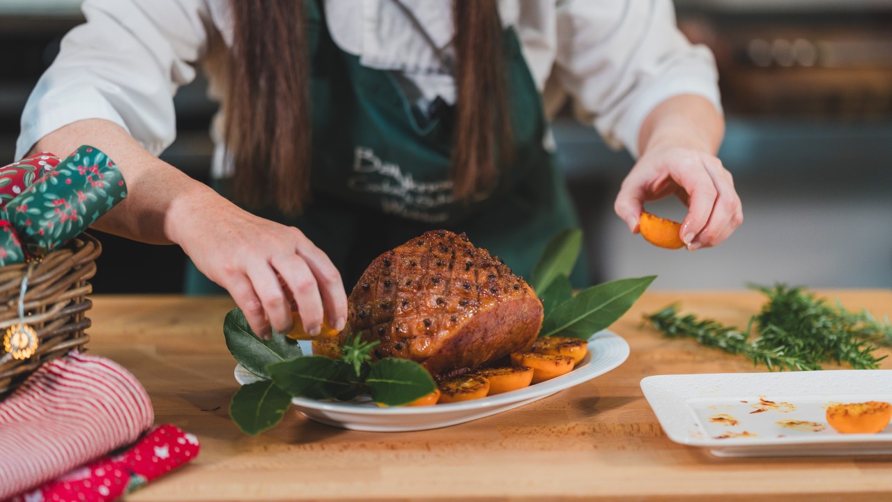 Learn the secrets of preparing festive winter dishes with Chef Catherine Fulvio)