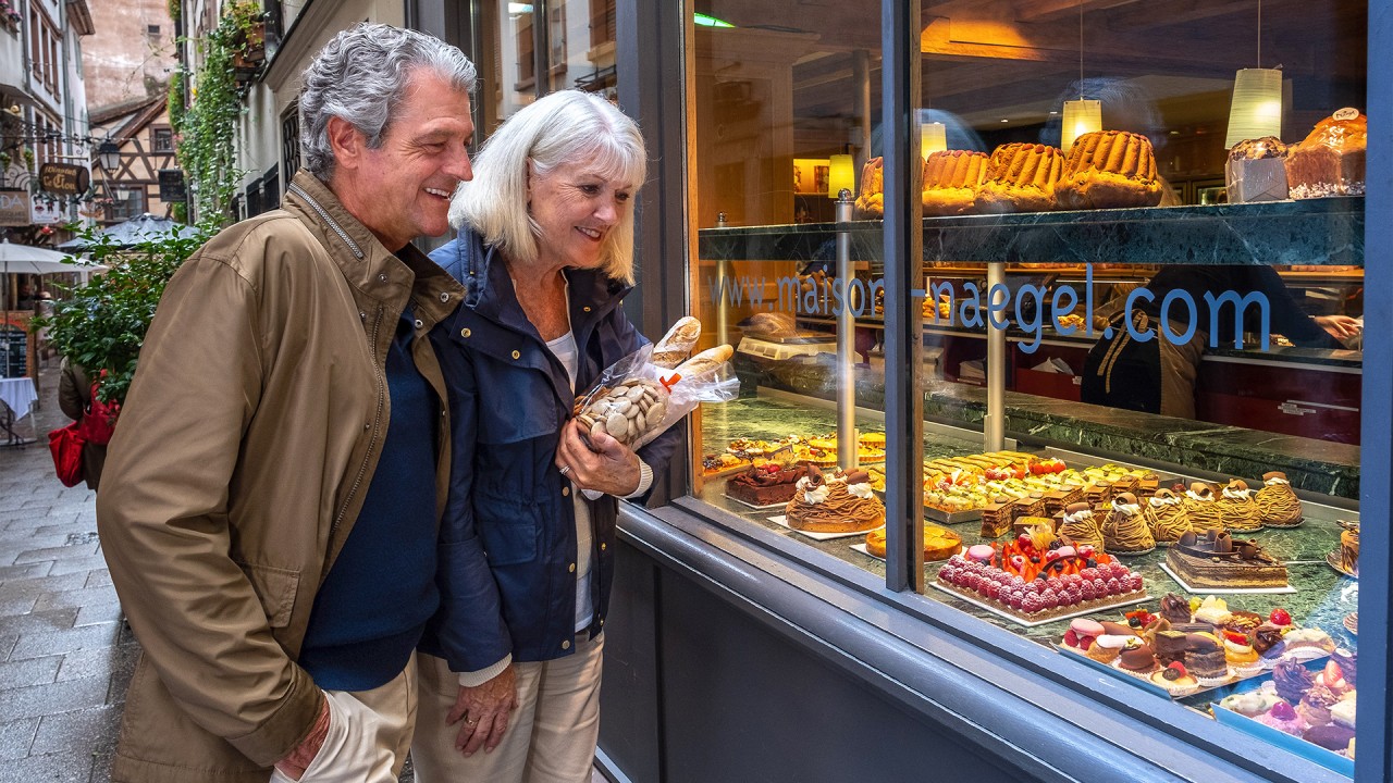 Explore culinary traditions along the Rhine River with Joost Ouendag)